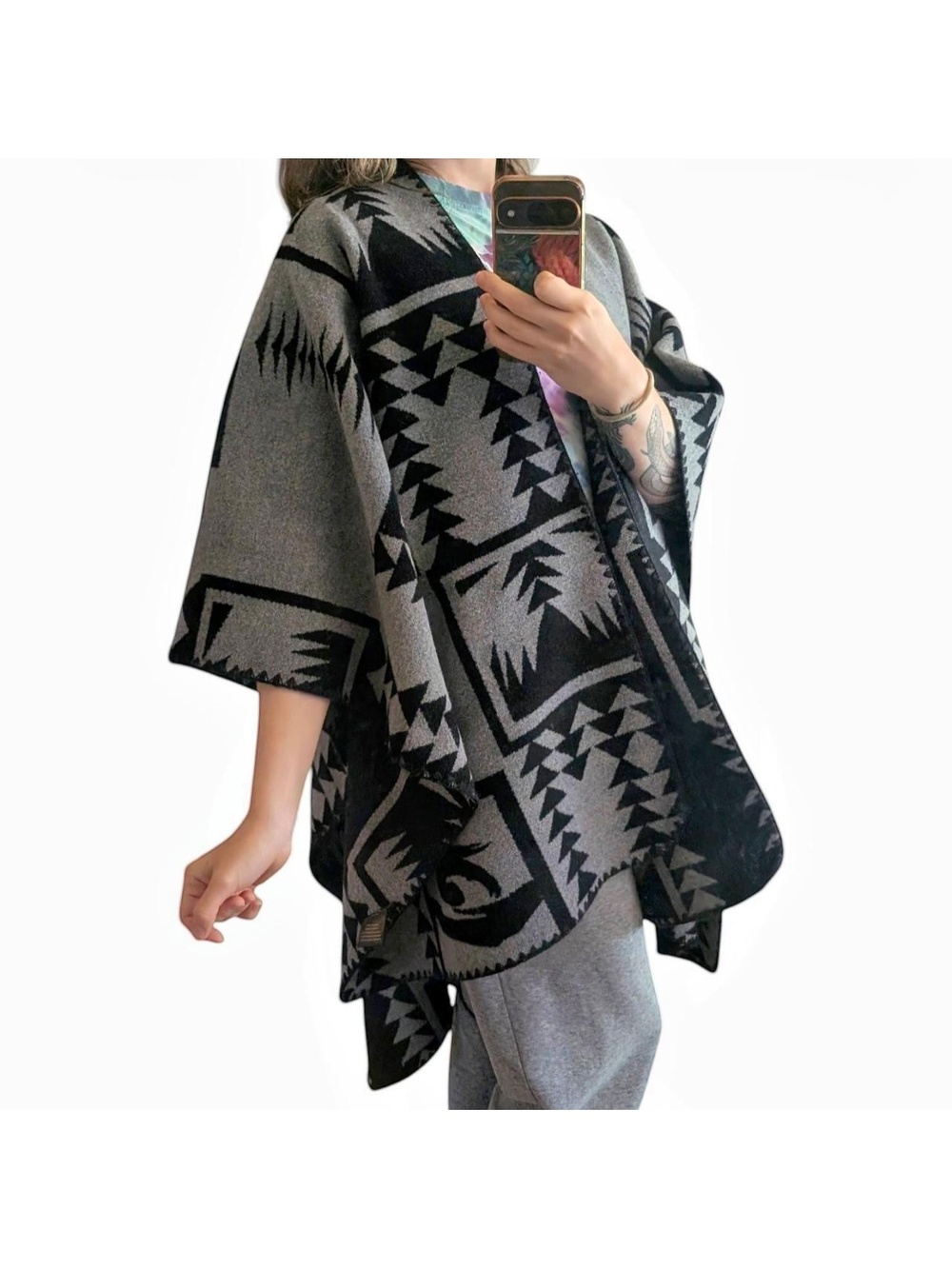 Velvet by Graham & Spencer wool poncho size M/L